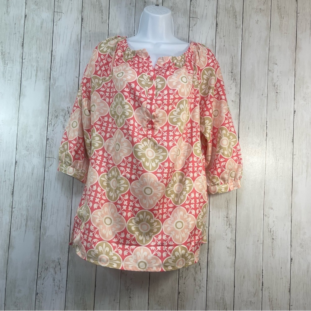 White Stage Peach Glow 3/4 Sleeve Blouse Medium